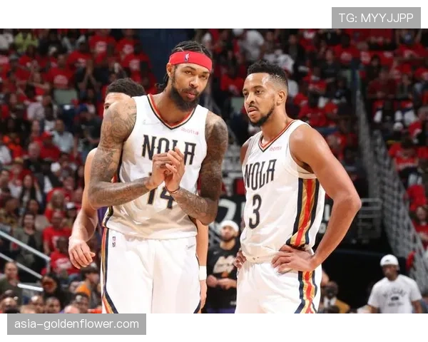 消息：鹈鹕队英格拉姆因手腕伤势，可能影响其季后赛边路传球表现